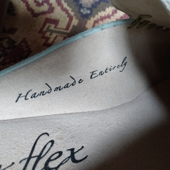 Dexter Handmade Kid Suede Moccasin Style Mules - Picture 7 of 8